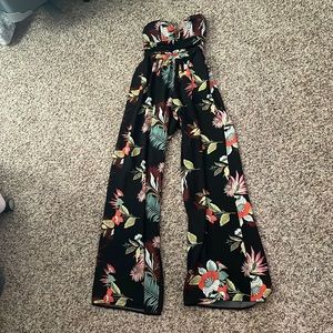 Flowy tropical jumpsuit